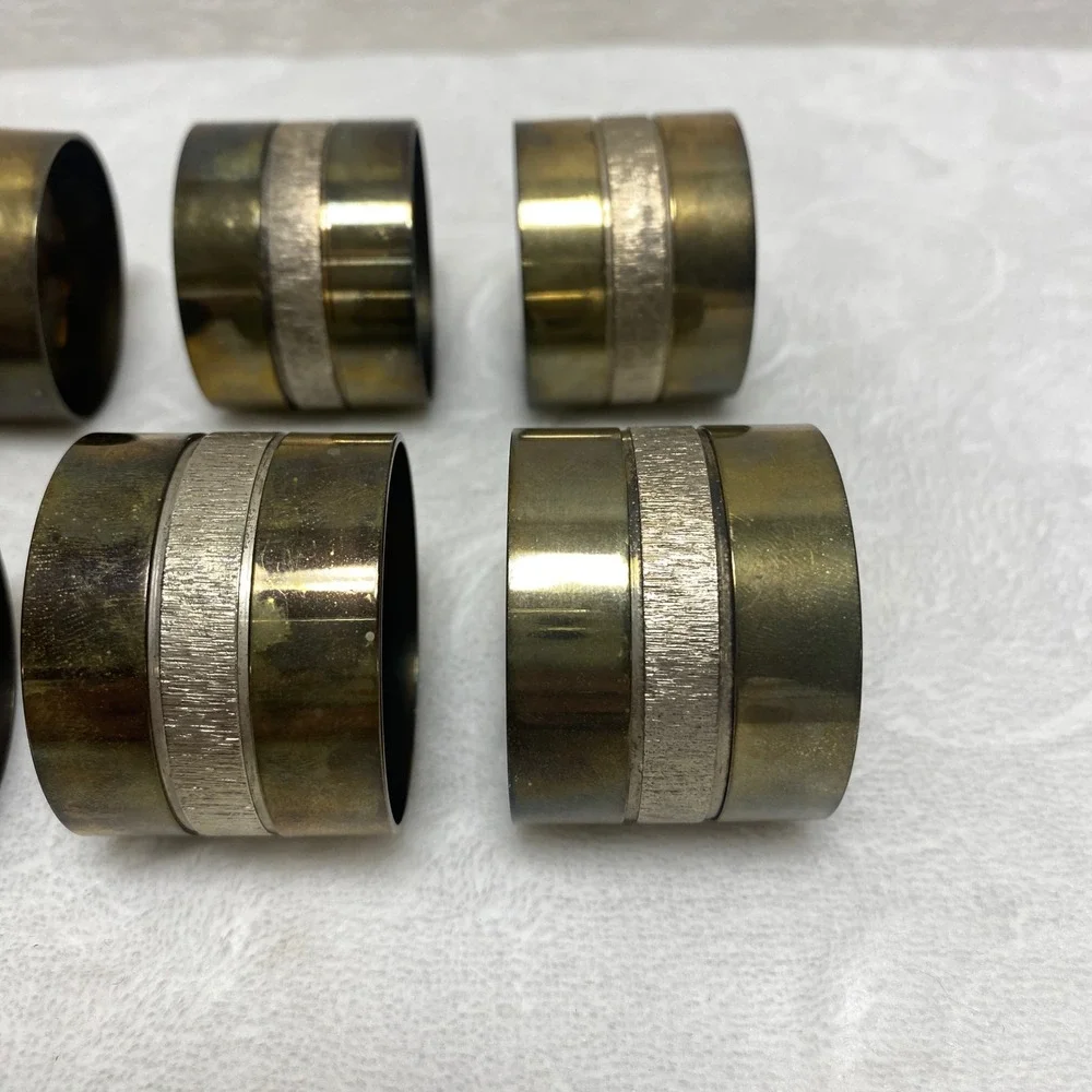 Set of 8 Vintage Brass Napkin Rings with Textured Band‎ Dining Table Decor